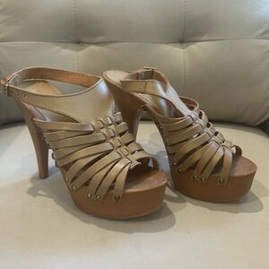Charles David tan platform heels 5 1/2”.  Strappy with studs. Size 10